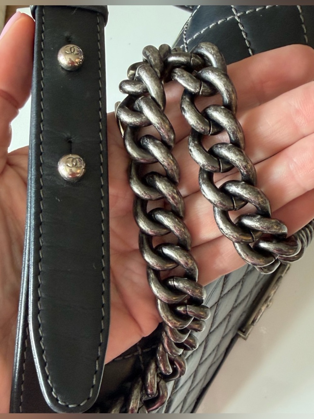 Chanel Boy Bag Dark Gray Contrast Stitch Quilted Leather Ruthenium HW Old Medium - Picture 14 of 16